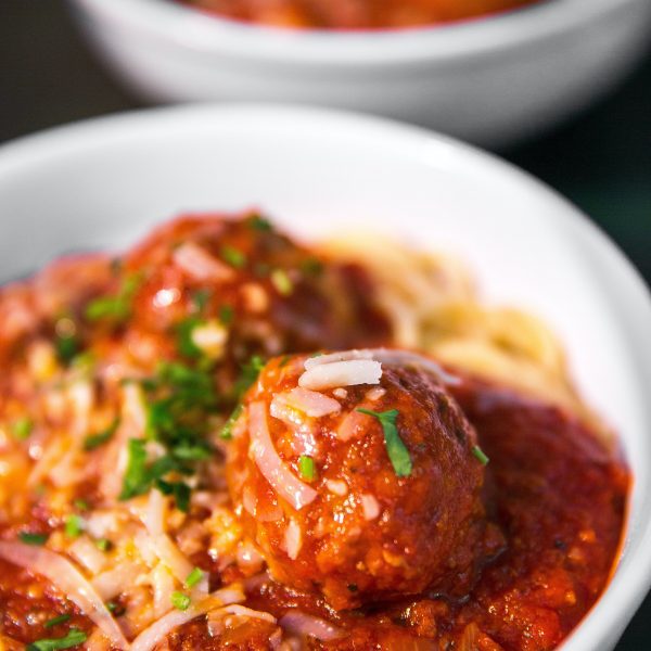 Spaghetti & Fresh Meatballs w/ Garlic Bread & Salad